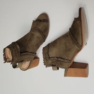 GC Shoes Sling Booties